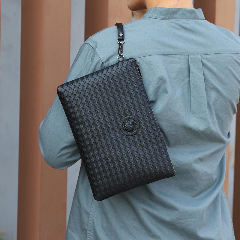 'Mighty Fury' Clutch