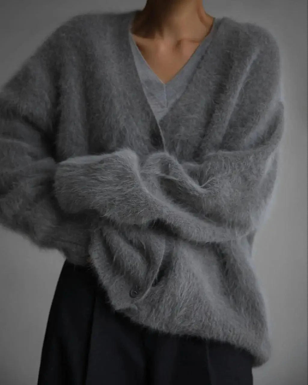 Women's Elegant Knitted Cardigan – Long Sleeve, Single-Breasted, Soft & Flexible Sweater